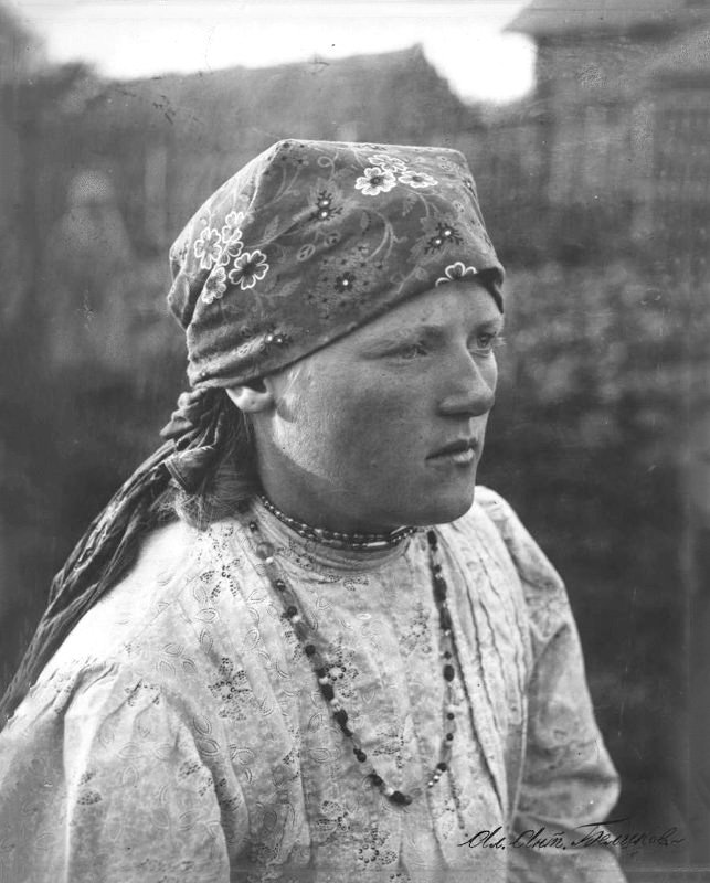 Крестьянка Рязанской губернии, прибывшая на Синявинские торфоразработки. Источник: Музей антропологии и этнографии им. Петра Великого (Кунсткамера) Российской академии наук