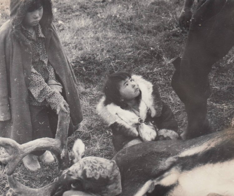 В янракыннотской тундре, 1970-е гг. Из архива Надежды Паулиной