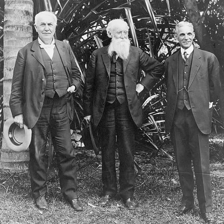 Томас Эдисон, Джон Берроуз и Генри Форд в доме Эдисона в Форт-Майерс, штат Флорида, США, 1914