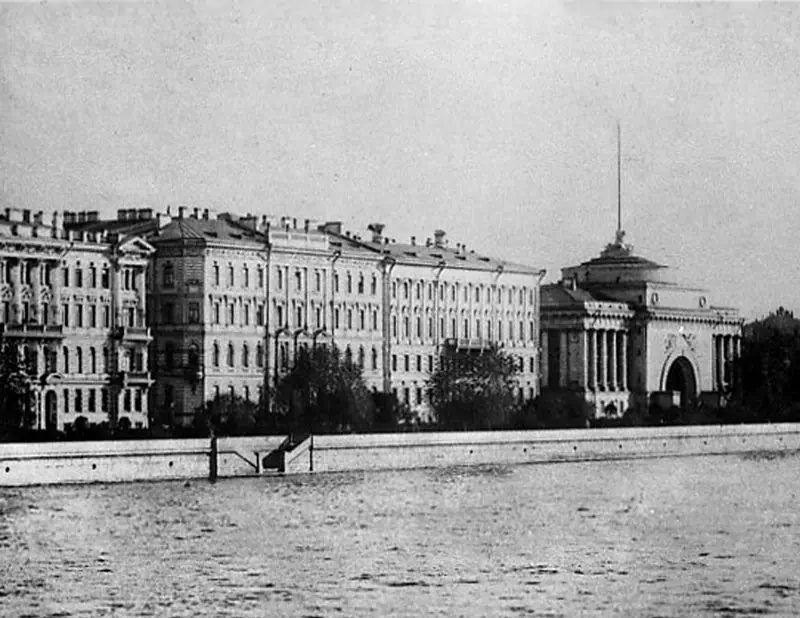 Здание Государственного Дворянского земельного банка. Нач. ХХ в. / Источник: Администрация Санкт-Петербурга (gov.spb.ru)