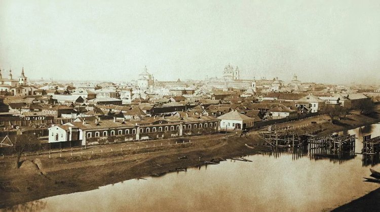 Вид на город с Кутума. Астрахань, 1870–1896. Источник: rothast, pastvu (pastvu.com)