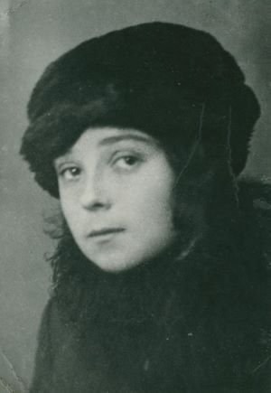 Надежда Вольпин, 1922 год / источник: ГБУК г. Москвы "МГМ С.А. Есенина" (esenin-museum.ru)