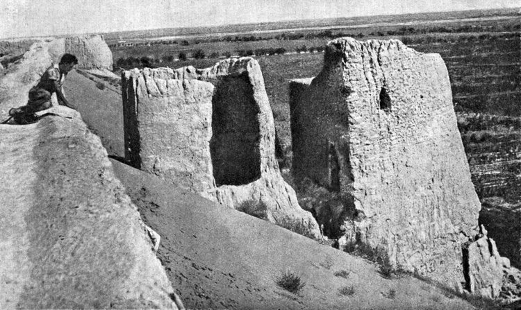 Гульдурсун-кала. Узбекистан, Республика Каракалпакстан. 1937–1947 гг. Источник: Pastvu.com